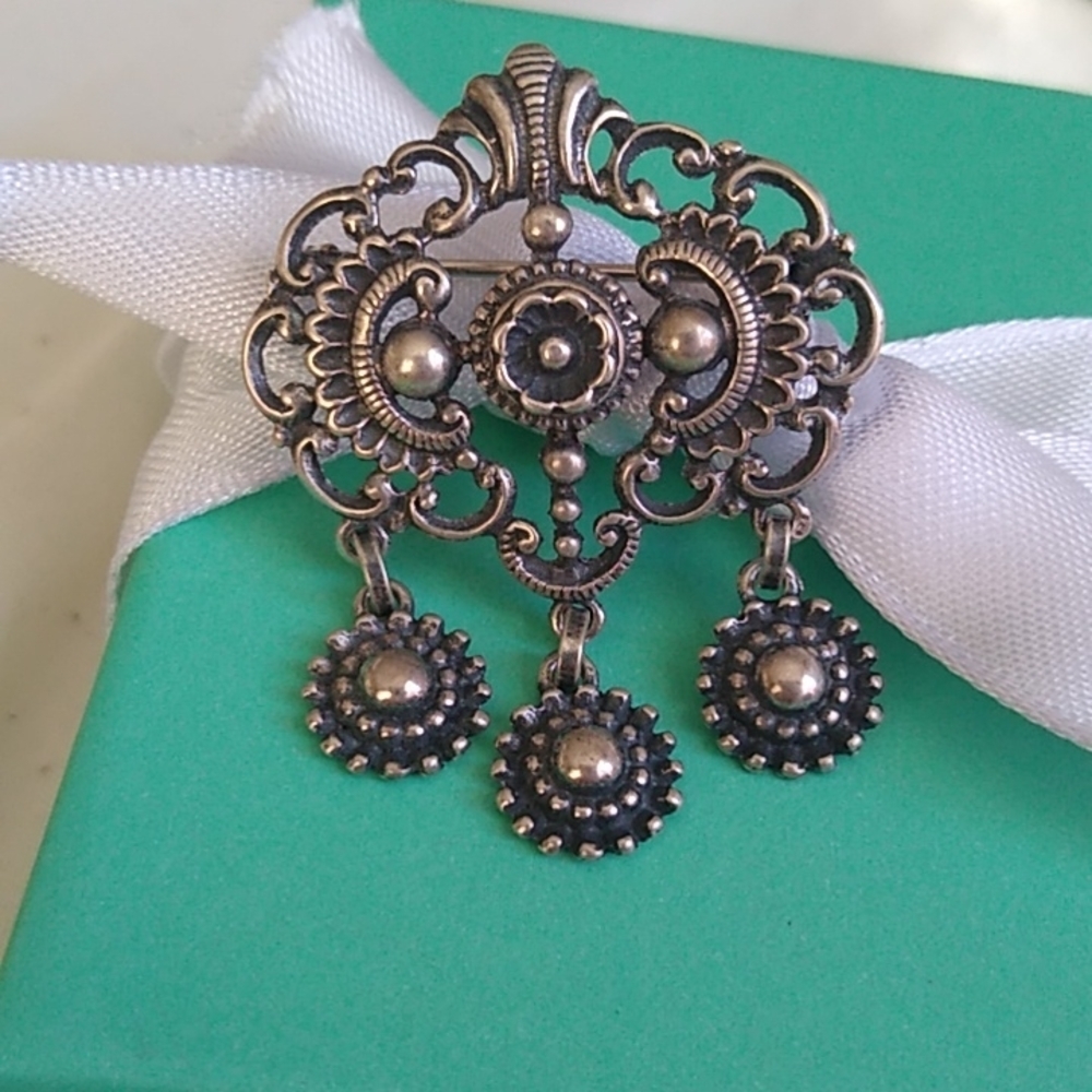 Vintage 1940s Scandinavian Silver 835 Dangle brooch